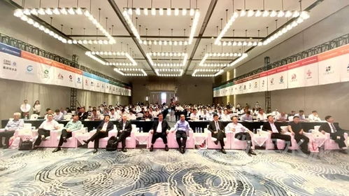 2021年水泥行業(yè)50強(qiáng)高層論壇暨中國(guó)水泥協(xié)會(huì)八屆三次理事會(huì)議在南昌召開(kāi)